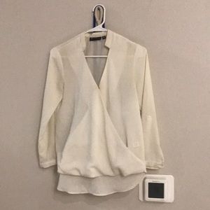 Boutique Women’s Business v neckline Blouse in White